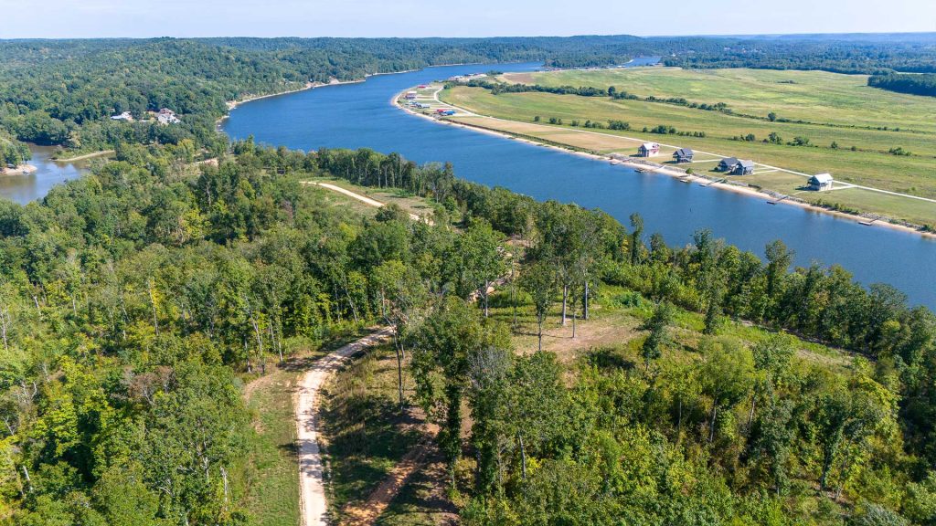 Grand-Haven-Point-18